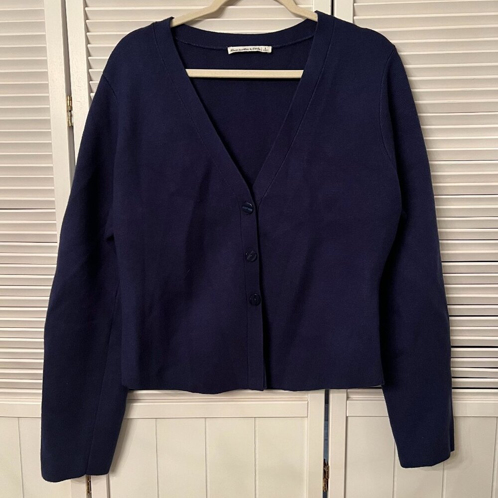 Abercrombie Women’s Blue Barrel Cardigan Navy Blue Size L (Never Worn)